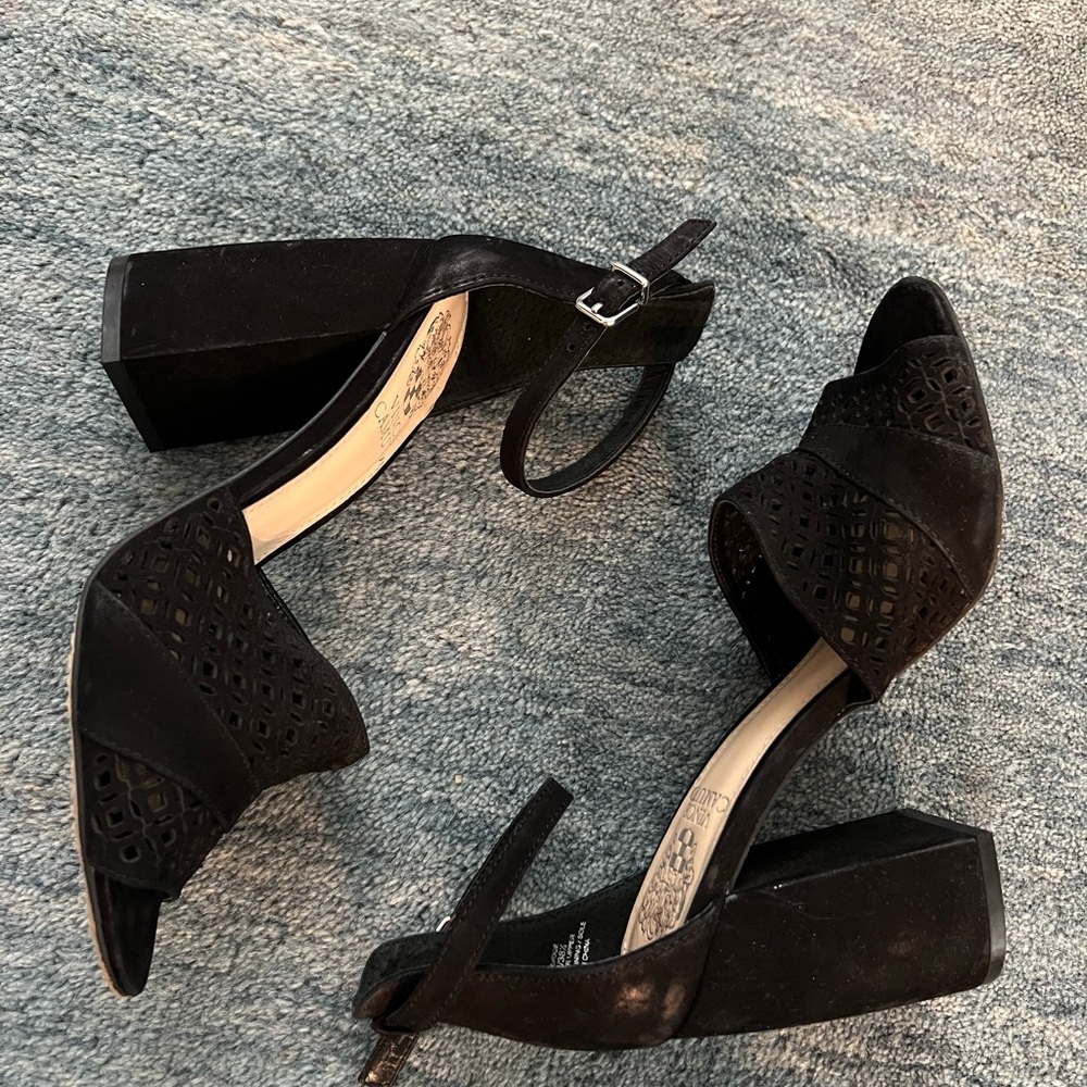 Vince Camuto Gidge Black Sandals Size 7.5M - Picture 9 of 12